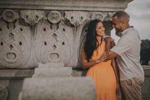 Inspiração e ideias criativas ensaio fotográfico pré casamento pré wedding de casal no Parque da Independência - SP'