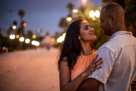 Inspiração e ideias criativas ensaio fotográfico pré casamento pré wedding de casal no Parque da Independência - SP'