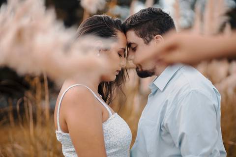 Inspiração e ideias criativas ensaio fotográfico pré casamento pré wedding de casal no Parque da Independência - Ipiranga - SP'