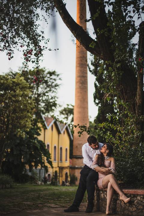 Inspiração e ideias criativas ensaio fotográfico pré casamento pré wedding de casal na cidade de São Roque - SP'
