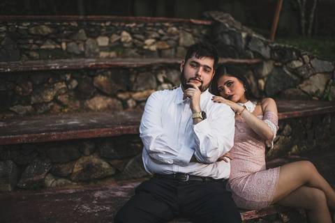Inspiração e ideias criativas ensaio fotográfico pré casamento pré wedding de casal na cidade de São Roque - SP'
