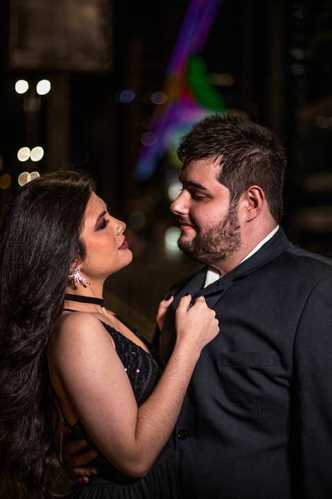 Inspiração e ideias criativas ensaio fotográfico pré casamento pré wedding de casal na Avenida Paulista - SP'
