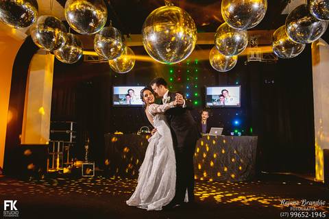 Roberta e Marcelo-Recepção-FK Studio-Guarapari-Rejane Brandão-Fotografos de Guarapari'