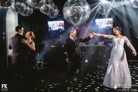 Roberta e Marcelo-Recepção-FK Studio-Guarapari-Rejane Brandão-Fotografos de Guarapari'