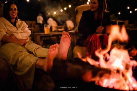 Fim de casamento na fogueira '