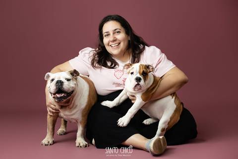 ensaio familia - buldogue - bulldog - filhote - ensaio estudio - estudio pet'