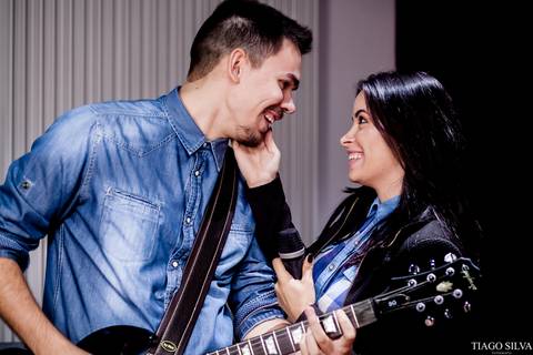 Pre wedding musico
Pre wedding com guitarra
lab sound
estudio lab sound
casal musico'