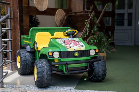 Aniversário infantil no Buffet Leila Malouf, espaço Allegro Kids. Festa de 1 ano do Felipe, tema fazendinha.'