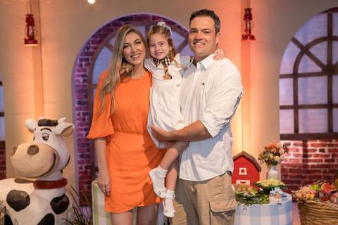 Aniversário infantil no Buffet Leila Malouf, espaço Allegro Kids. Festa de 1 ano do Felipe, tema fazendinha.'