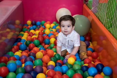 Aniversário infantil no Buffet Leila Malouf, espaço Allegro Kids. Festa de 1 ano do Felipe, tema fazendinha.'