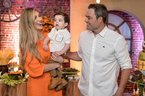 Aniversário infantil no Buffet Leila Malouf, espaço Allegro Kids. Festa de 1 ano do Felipe, tema fazendinha.'