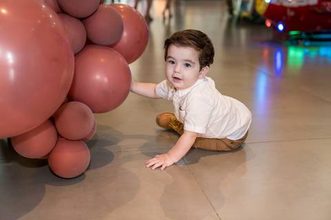 Aniversário infantil no Buffet Leila Malouf, espaço Allegro Kids. Festa de 1 ano do Felipe, tema fazendinha.'