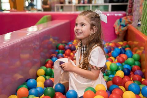 Aniversário infantil no Buffet Leila Malouf, espaço Allegro Kids. Festa de 1 ano do Felipe, tema fazendinha.'
