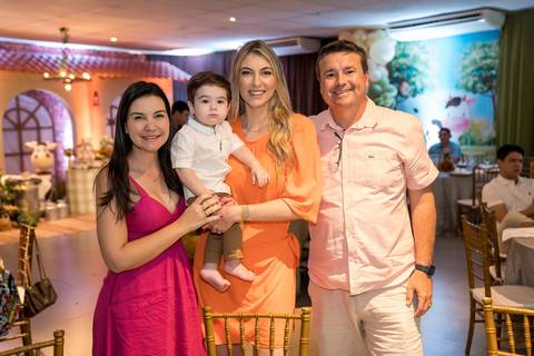 Aniversário infantil no Buffet Leila Malouf, espaço Allegro Kids. Festa de 1 ano do Felipe, tema fazendinha.'