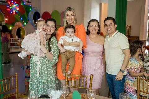 Aniversário infantil no Buffet Leila Malouf, espaço Allegro Kids. Festa de 1 ano do Felipe, tema fazendinha.'