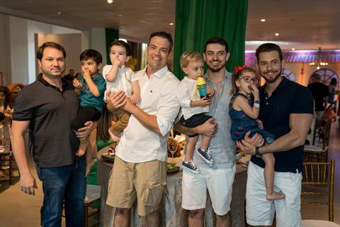 Aniversário infantil no Buffet Leila Malouf, espaço Allegro Kids. Festa de 1 ano do Felipe, tema fazendinha.'