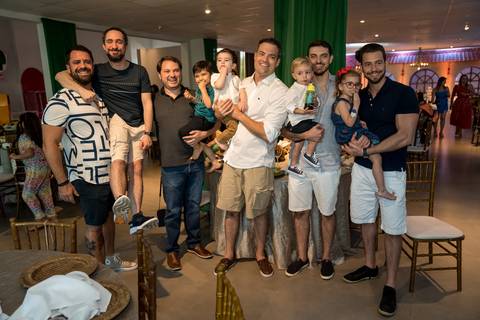 Aniversário infantil no Buffet Leila Malouf, espaço Allegro Kids. Festa de 1 ano do Felipe, tema fazendinha.'