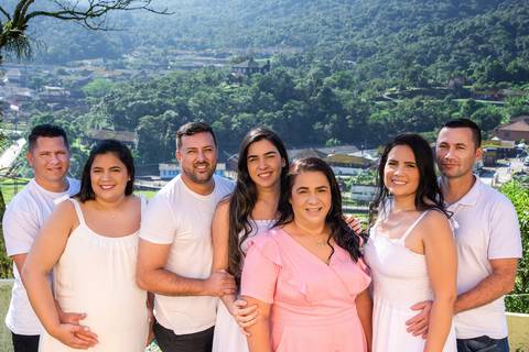 Mãe, Filhas e Genros no Alto da Montanha Paranapiacaba SP'