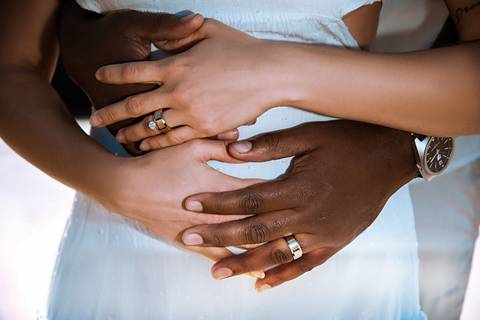 Ensaio Casal Pre Wedding Iporanga Guarujá Mãos Entrelaçadas '