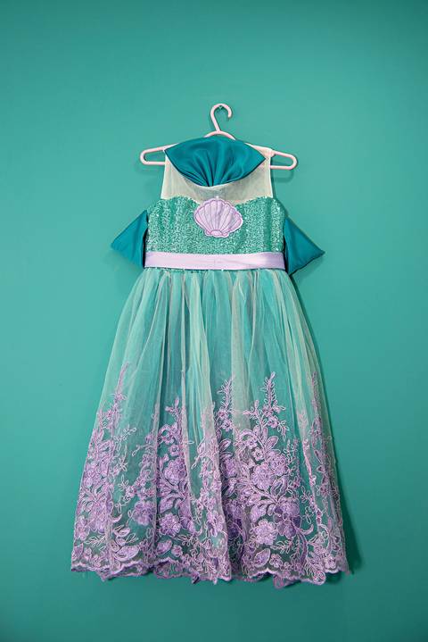 Buffet Pirulito Colorido Tatuapé SP Vestido Pequena Sereia'