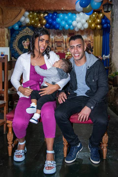 Pais no Trono Com o Bebe Buffet Real SP'