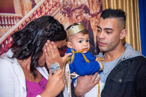 Mãe Emocionada Agradecendo Os Convidados Buffet Real SP'