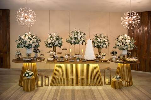 Fotografia da Mesa do Bolo Em Guarulhos SP Feita por Priscila Felix Fotógrafa de Casamentos, Ensaios e Família'