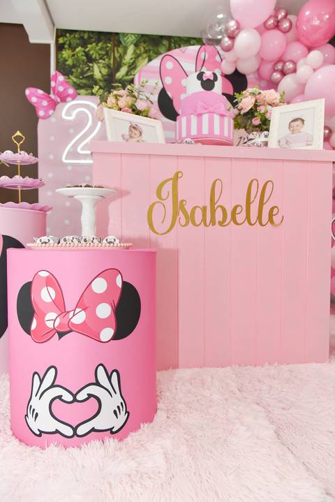 Foto da Decoração Focando No Nome Isabelle A Aniversariante Em Guarulhos - SP, Foto Feita Pela Priscila Felix Fotógrafa de Família, Casamento e Ensaios '