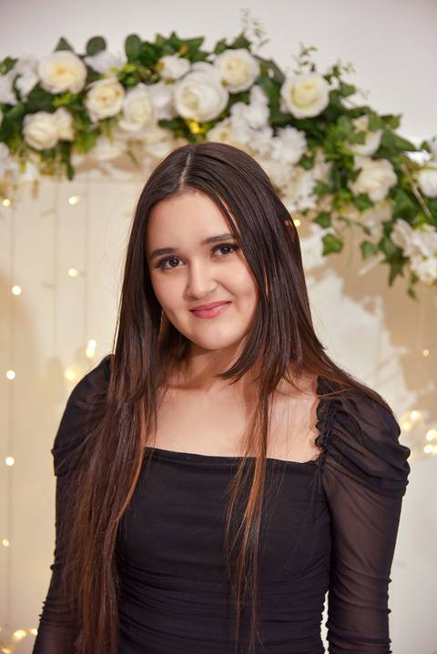 Retrato da Debutante No Buffet Marron Glacê Em São Mateus - SP, Foto Feita Pela Priscila Felix Fotógrafa de Família, Casamentos e Ensaios '