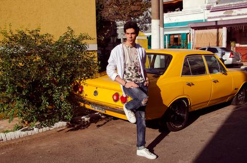 Ensaio Masculino No Carro Amarelo Vila Maria Zélia Belém'