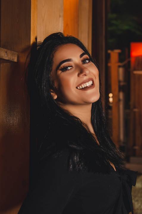 Retrato da Modelo Sorrindo Ensaio Feminino Street Style Avenida Paulista'