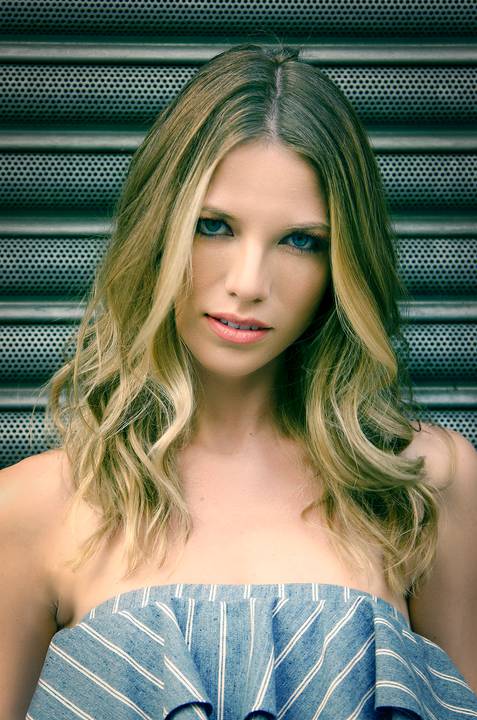 Ensaio Feminino Modelo Street Style Centro de São Paulo Melanie Ribbe'