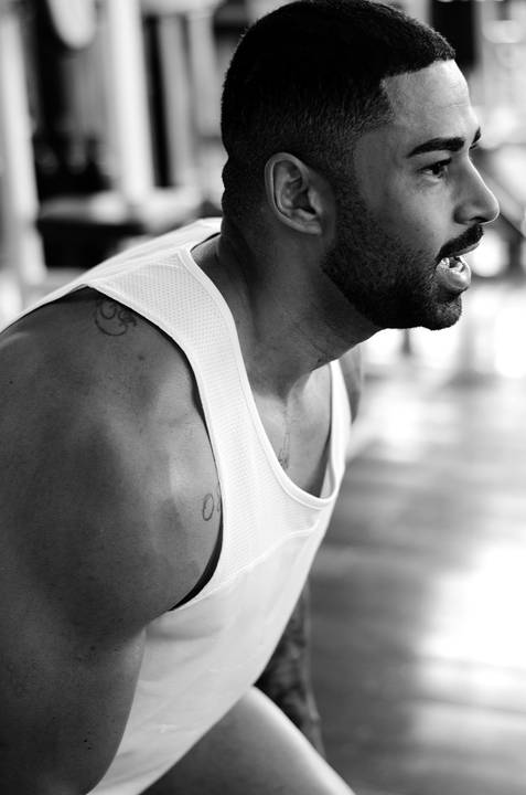 Ensaio Masculino Academia Sanches Sports Guarulhos SP Retrato Em Preto e Branco'