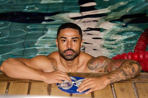 Ensaio Masculino Academia Sanches Sports Guarulhos SP Na Piscina '