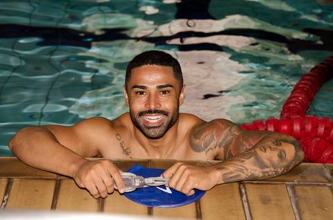 Ensaio Masculino Academia Sanches Sports Guarulhos SP Na Piscina '