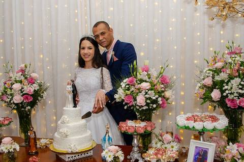 Buffet Millenium - Mooca - SP Noivos Cortando o Bolo'