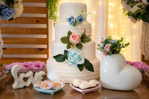 Mesa de Decoração do Bolo Vila Galvão Guarulhos'