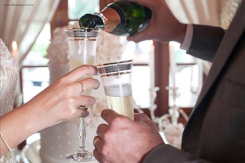 making of da noiva, vestido da noiva, sapato da noiva, dia da noiva, making of em casa, festa de casamento, decoração de casamento, noivos, noiva, noivo, casamento, fotografia de casamento goiania, fotografia de casamento go, casamento em go'