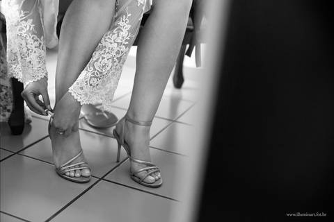 making of da noiva, vestido da noiva, sapato da noiva, dia da noiva, making of em casa, festa de casamento, decoração de casamento, noivos, noiva, noivo, casamento, fotografia de casamento goiania, fotografia de casamento go, casamento em go'