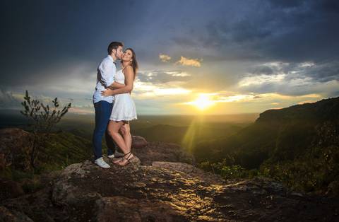 trash the dress chapada dos guiamares mt, trash the dress mt, trash the dress cuiabá, casamento cuiabá mt, ensaio casal mt, ensaio casal mato grosso, ensaio casal chpada dos guiamrães, fotografia de casamento goiania, fotografia de ca'
