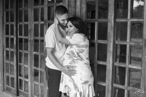 ensaio-gestante-no-parque-ecologico-de-guaratingueta-sp'