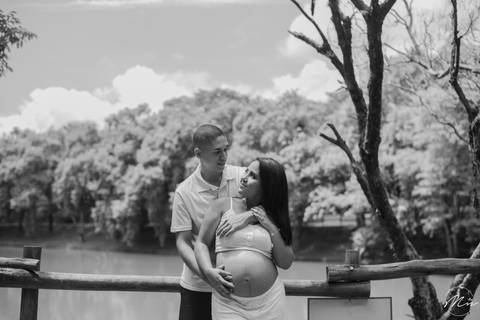 ensaio-gestante-no-parque-ecologico-de-guaratingueta-sp'