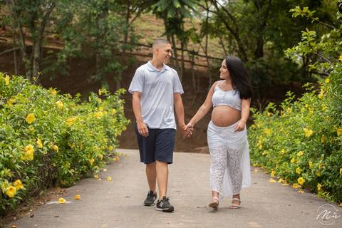 ensaio-gestante-no-parque-ecologico-de-guaratingueta-sp'