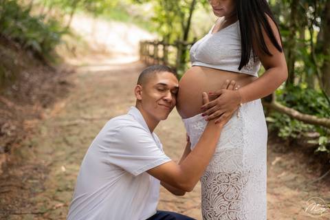 ensaio-gestante-no-parque-ecologico-de-guaratingueta-sp'