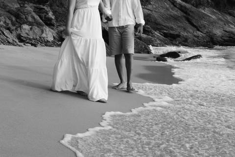 ENSAIO DE CASAL
PRE WEDDING
ENSAIO 
CASAL
PRAIA
NASCER DO SOL
CASAL ROMANTICO
VESTIDO LONGO
CABELO CACHEADO
AESTHETIC DE CABELO CACHEADO
VESTIDO PARA ENSAIO
VESTIDO LONGO BRANCO
PRAIA ESCONDIDA
ENSAIO DE CASAMENTO
CASAL NEGRO
CASAL INTIMISTA
ONDAS DO MAR
'