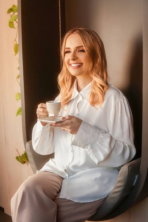 Dra Lorena Domareski | Invisalign'
