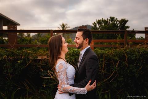 Ensaio Trash The Dress - Praia do Estaleirinho - Balneário Camboriú'