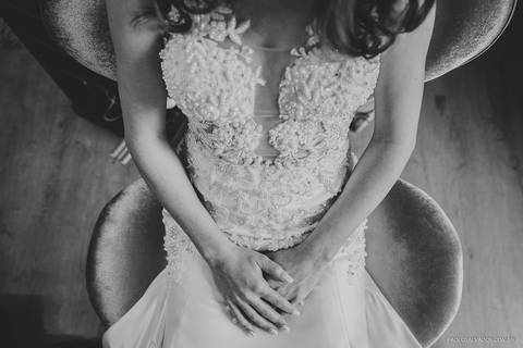 Wedding - Micheli e Rodrigo - Making Of Noiva - Timbó - SC - Paolo Salvador Fotografias - Vestido da Noiva'