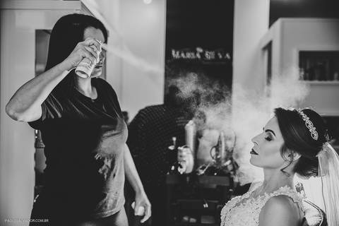 Wedding - Micheli e Rodrigo - Making Of Noiva - Timbó - SC - Paolo Salvador Fotografias'