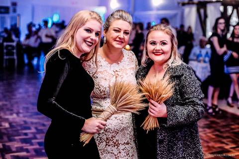 Wedding - Grazi e Edson - Timbó - Santa Catarina - Dia da Noiva - Recanto Tirol - Recepção'